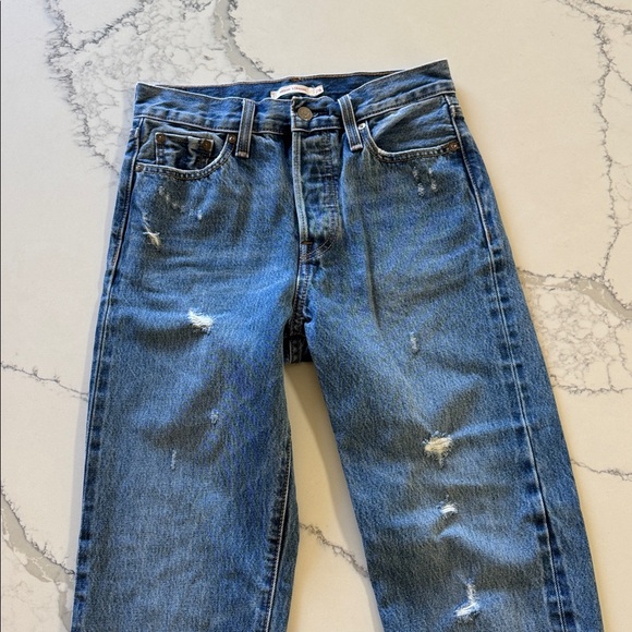 LEVIS Wedgie Straight 26 - Picture 3 of 15